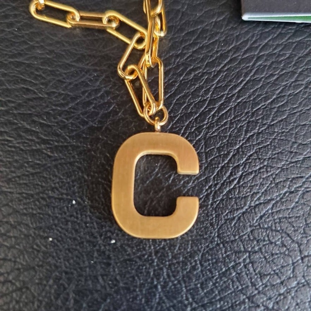 Kate Spade New York Initial This Letter C Paperclip Chain Necklace Gold Tone NWT - Picture 2 of 6